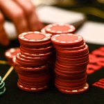 德州扑克基础技巧大全：起手牌怎么选？-足球赛事-足球赛程-足球比分直播网